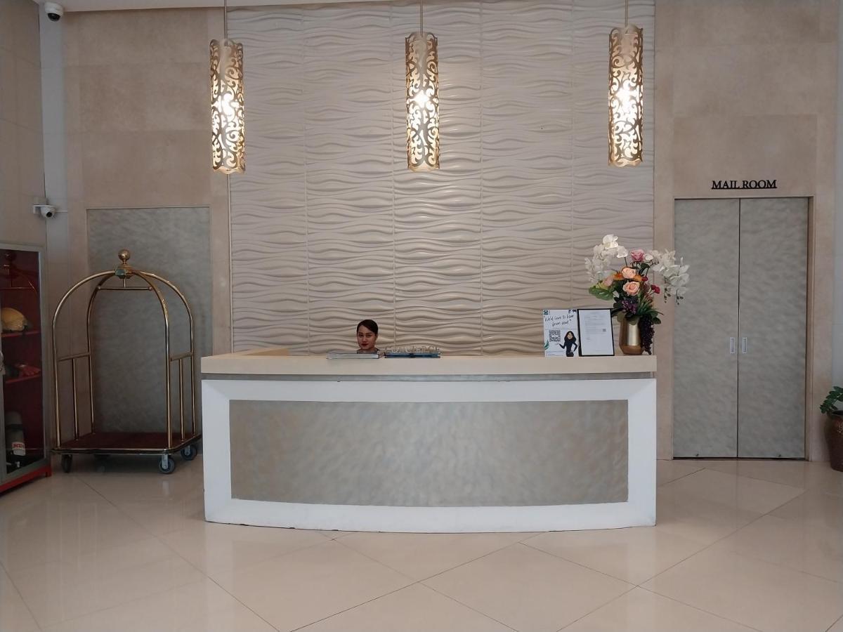 Alps At 150 Newport Blvd Condominum Near T3 Pasay Ngoại thất bức ảnh