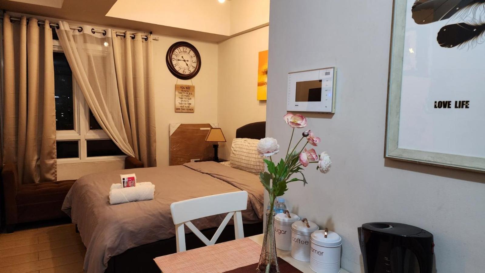 Alps At 150 Newport Blvd Condominum Near T3 Pasay Ngoại thất bức ảnh
