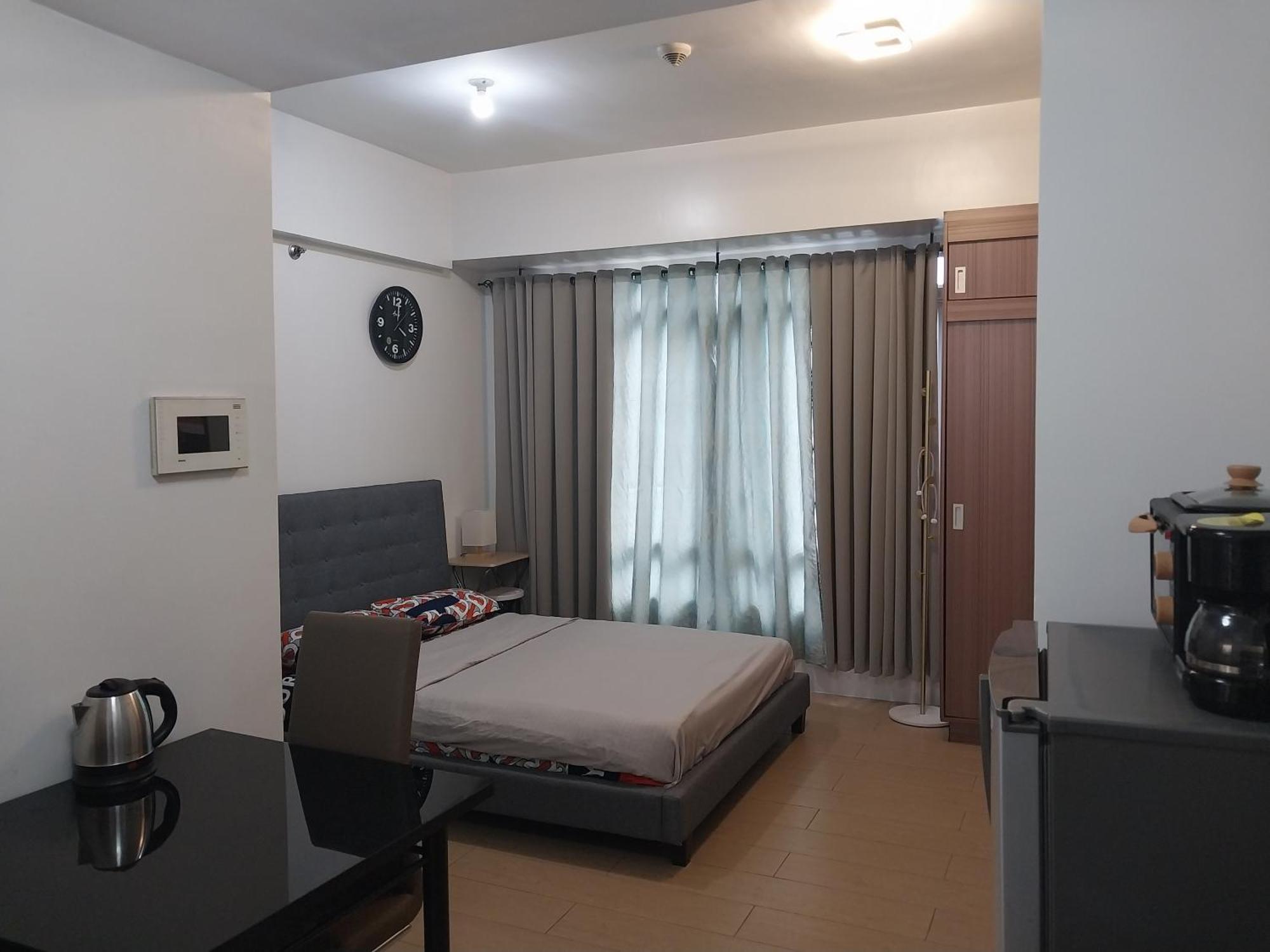Alps At 150 Newport Blvd Condominum Near T3 Pasay Ngoại thất bức ảnh